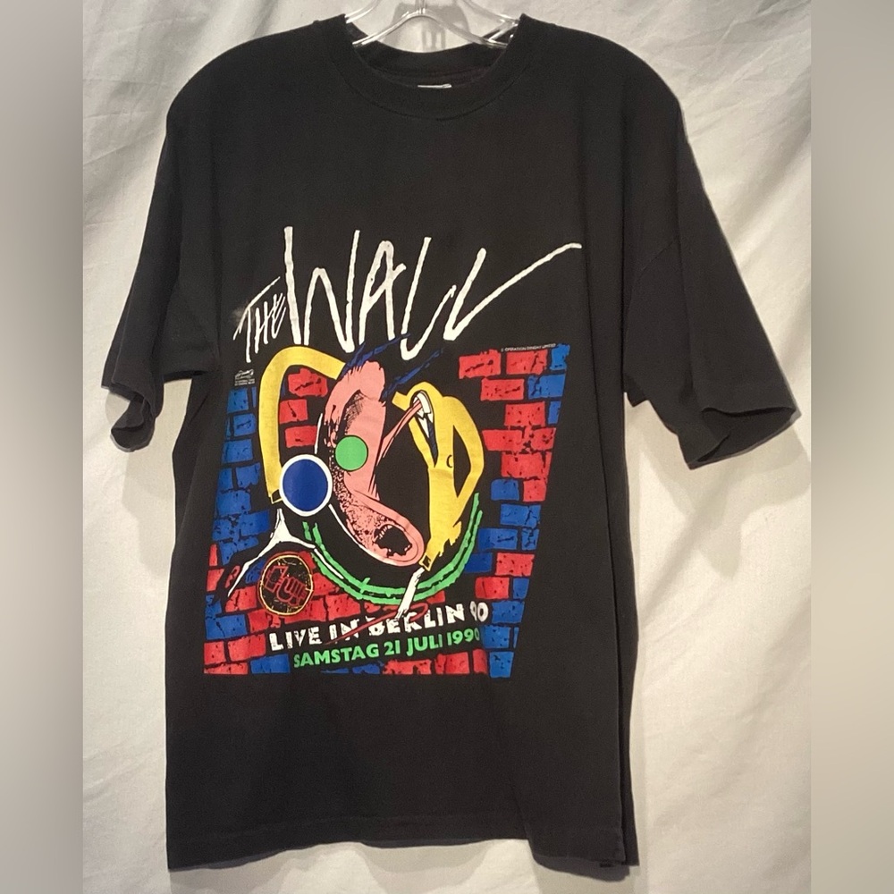 Vintage 1990 Pink Floyd The Wall Concert T-shirt Live in Berlin